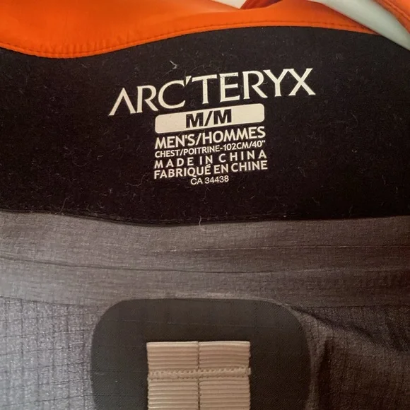 ARC’TERYX Beta AR All Round Gore-Tex Pro Shell Jacket - Picture 7 of 12